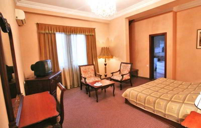 Hotel Sympatia Tbilisi Exterior photo
