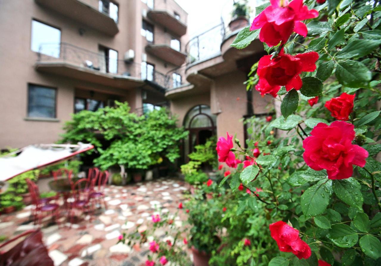 Hotel Sympatia Tbilisi Exterior photo